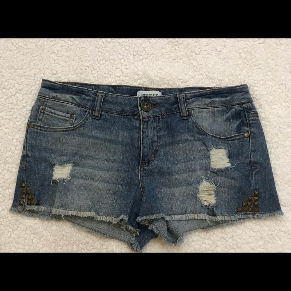 Forever 21 denim shorts size 27